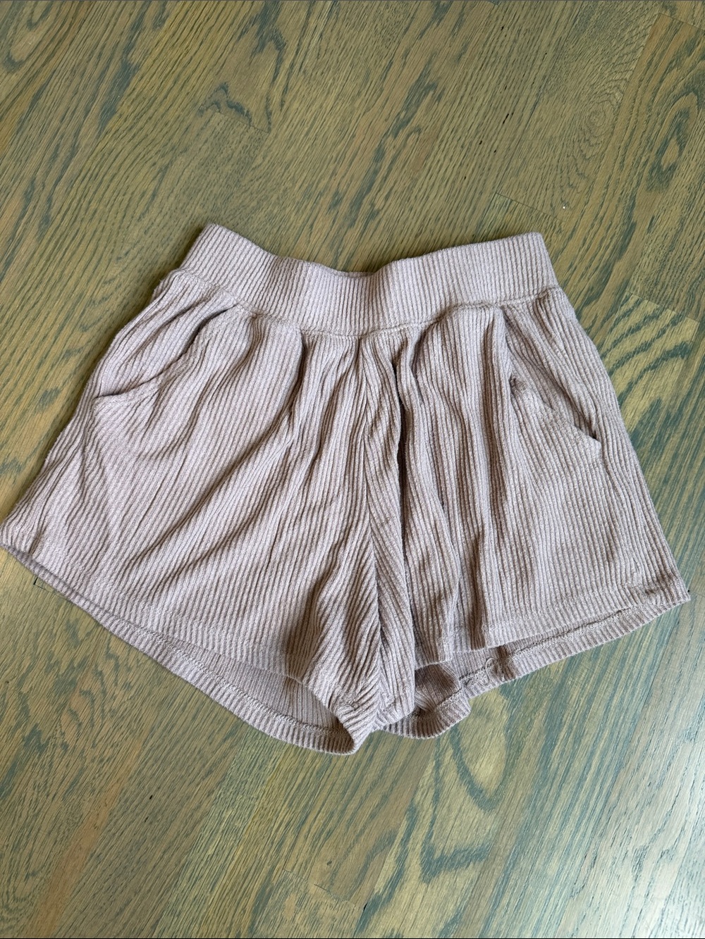 Girls' Ribbed Elastic Waist Shorts in Blush Pink